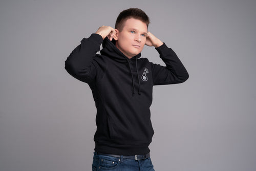 Bluza z kapturem Povagovani czarna - detal